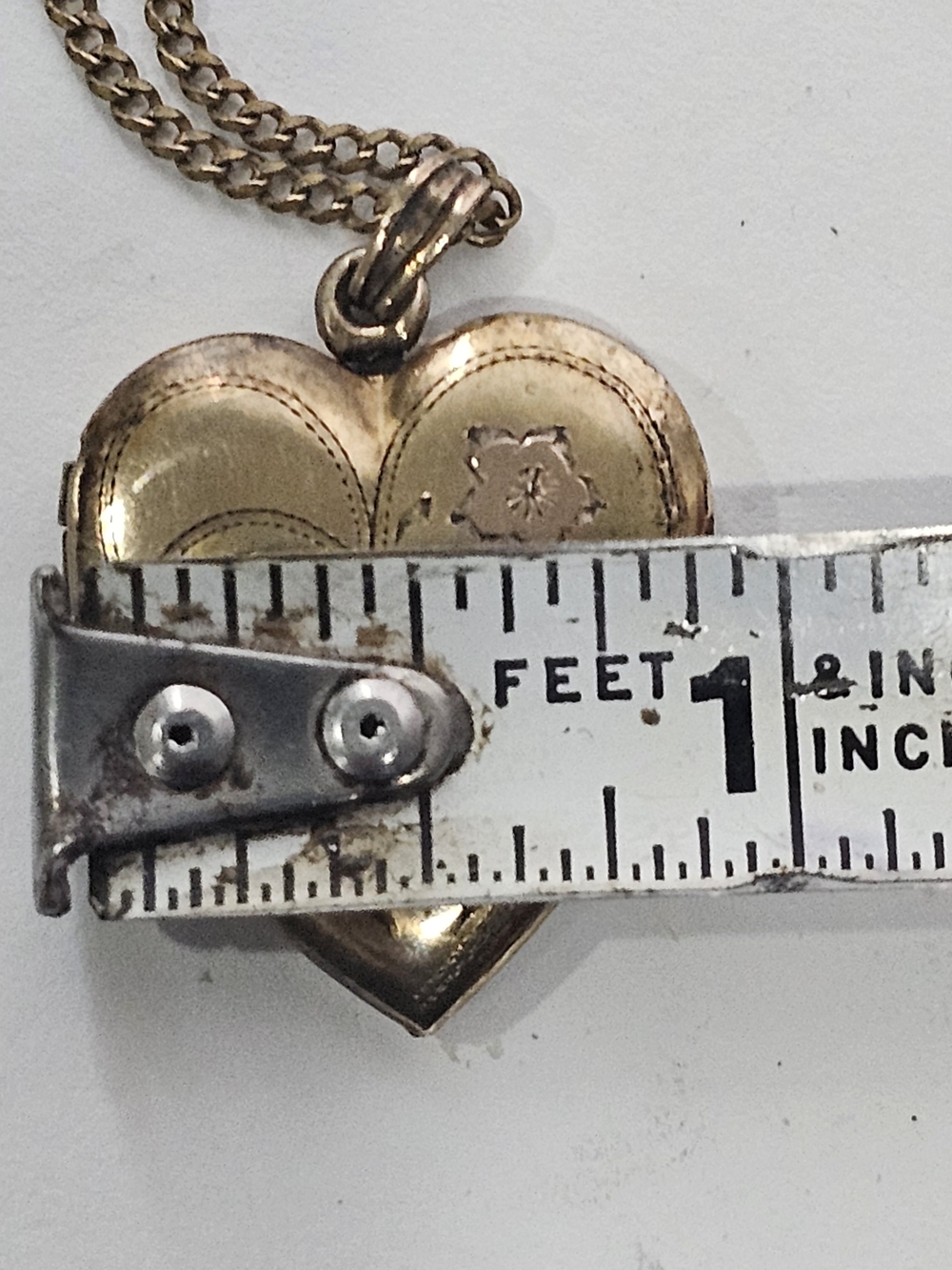 1/20 12k On Sterling Heart Floral Etched Locket Necklace - 18" Vintage. - Picture 6 of 8